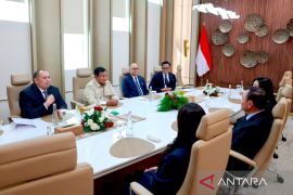 Prabowo tukar pikiran dengan tiga eks PM Thailand