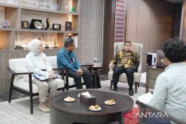 Pemkot Makassar meyiapkan bantuan modal KUR bagi PKL yang direlokasi