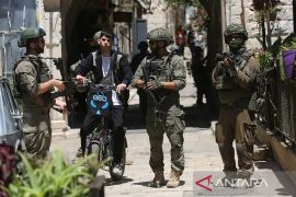 Pasukan Israel serbu rumah sakit khusus Nablus, serang staf medis