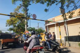 Dishub tambah portal cegah truk ODOL masuk jalur alternatif