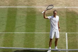 Zverev capai final Wimbledon pertama setelah hentikan Fery