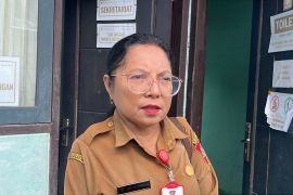 Tingkatkan kualitas layanan publik, Disdukcapil Ambon gencarkan aktivasi IKD hingga desa dan kelurahan