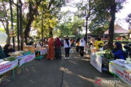 Kudus gelar pasar murah menyediakan 5 ton komoditas beras untuk stabilisasi harga
