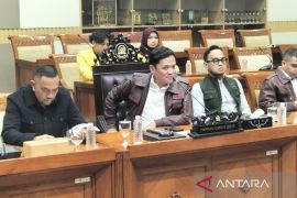 Komisi III DPR: KPK dilibatkan dalam penanganan kasus FA