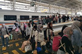 KAI Purwokerto alami tren positif penumpang selama masa libur sekolah