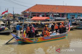 Tim SAR tuntaskan operasi pencarian nelayan hilang di perairan Cirebon