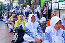 Menyambut masa depan sejak hari pertama
