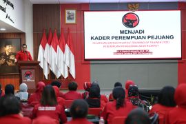 PDIP minta kader perempuan di akar rumput pimpin pergerakan