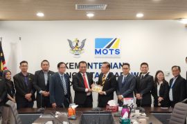Indonesia dan Sarawak sepakat buka rute baru bus lintas batas negara