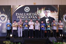 Pemkab HSU raih penghargaan Menteri Haji RI