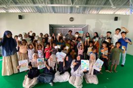 GSS dan Nyamas hadirkan "trauma healing" bagi anak-anak di huntara Padang