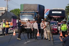 Ditgakkum Korlantas Polri asistensi penanganan kecelakaan di Indramayu