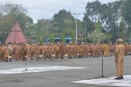 Bupati Jayapura pastikan 750 tenaga honorer tidak dirumahkan