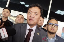 Komisi III DPR minta Jampidsus baru tuntaskan kasus Febrie Adriansyah