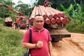 Pemasangan listrik desa di Bukit Santuai ditargetkan rampung Agustus