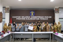 Kanwil Kemenkum Kaleng harmonisasi tiga Raperbup Kabupaten Kapuas