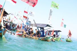 PLTU Batang dukung pelestarian tradisi sedekah laut Roban