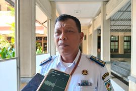 Dishub Mataram memasang kamera pemantau berbasis ATCS di lingkar selatan