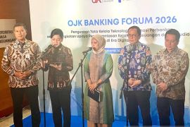 OJK: Bank tutup hubungan usaha dengan 51,2 ribu nasabah karena judol