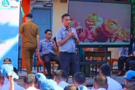 Kemenkum Sulsel mensosialisasikan "Apostille" di SMA-SMK Kota Makassar