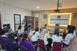 Kakanwil Kemenkum Sumut perkuat pemahaman tugas kementerian bagi mahasiswa magang