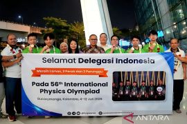 Kemendikdasmen: Lima murid harumkan bangsa raih medali IPhO