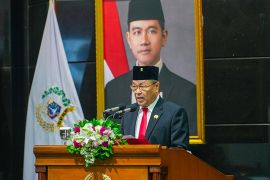 Perubahan Perda pajak dan retribusi tak boleh bebani rakyat