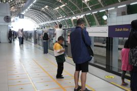 Keselamatan Pengguna di LRT Jabodebek, Mengapa Kebiasaan Sederhana Tidak Boleh Diabaikan?