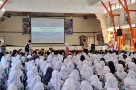 BPBD Padang edukasi peserta didik budaya sadar bencana sejak dini