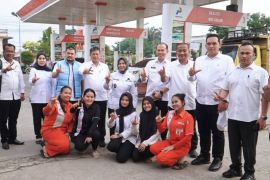 Plt. Bupati Tiorita tinjau ketersediaan BBM di SPBU Stabat
