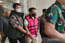 Don Ritto ditahan Kejagung usai diserahkan dari Polri