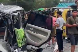 Empat tewas dalam kecelakaan beruntun di Jalan Jamin Ginting