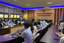 Mahasiswa FKep Unhas dan NUS bertukar ilmu pelayanan kesehatan