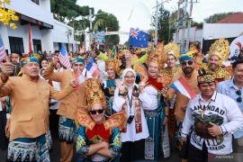 Wisatawan mancanegara ikut serta ajang Banyuwangi Ethno Carnival