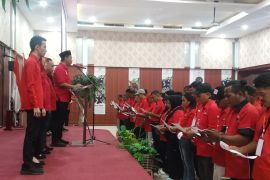 Ketua PDI Perjuangan Belitung ajak kader pegang teguh ideologi partai