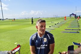 John Herdman sanjung performa Mitchell Baker saat sesi latihan
