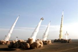 Iran luncurkan rudal dan drone serang pangkalan AS di Yordania, Kuwait