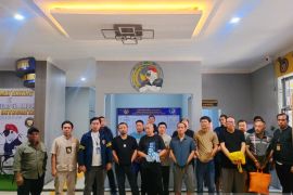 Rutan Ambon serahkan 11 narapidana WNA kasus tambang ke Korwas Bareskrim Polri