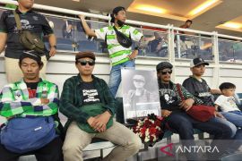 Persebaya gelar persembahan untuk Andi Peci pada Anniversary Game