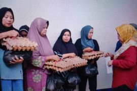 TPPKK Agam salurkan bahan kebutuhan pokok bagi warga huntara&nbsp;