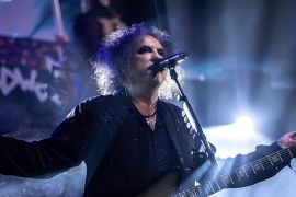 Halftime show final Piala Dunia tuai kritik dari Robert Smith