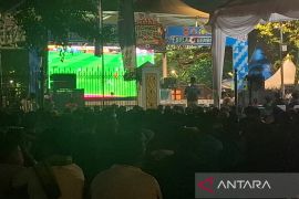 Warga Banjarmasin padati wisata Siring 0 KM Nobar final Piala Dunia 2026
