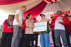 BPJS Ketenagakerjaan Semarang Pemuda serahkan santunan kepada perangkat RT