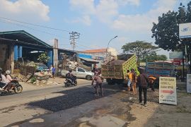 Pemkot Semarang percepat perbaikan jalan Kalipancur Ngaliyan