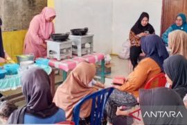 BKKBN Maluku edukasi gizi masyarakat Kabupaten Buru lewat Program Dashat