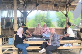 PNJ lakukan Observasi Awal PkM di Desa Wisata Rancakalong