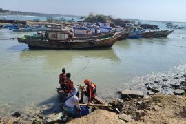 Basarnas Banten cari nelayan Lebak tenggelam di perairan Bagedur Lebak