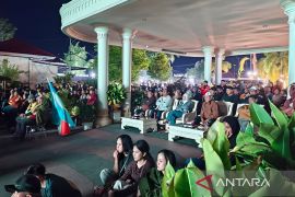 Wagub Gorontalo manfaatkan nobar Piala Dunia dukung UMKM lokal