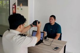 Imigrasi Ranai buka layanan buat paspor di pulau terdepan