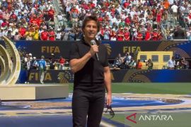Tom Cruise serukan persatuan dunia di Final Piala Dunia 2026